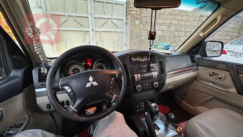 ميتسوبيشي باجيرو